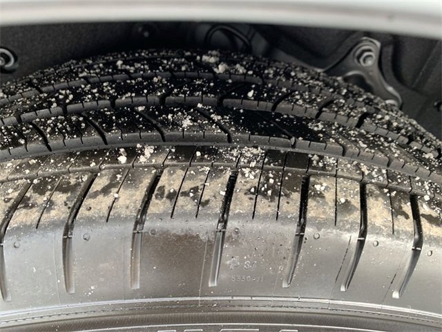 Used 2025 Toyota Sienna XSE image 37