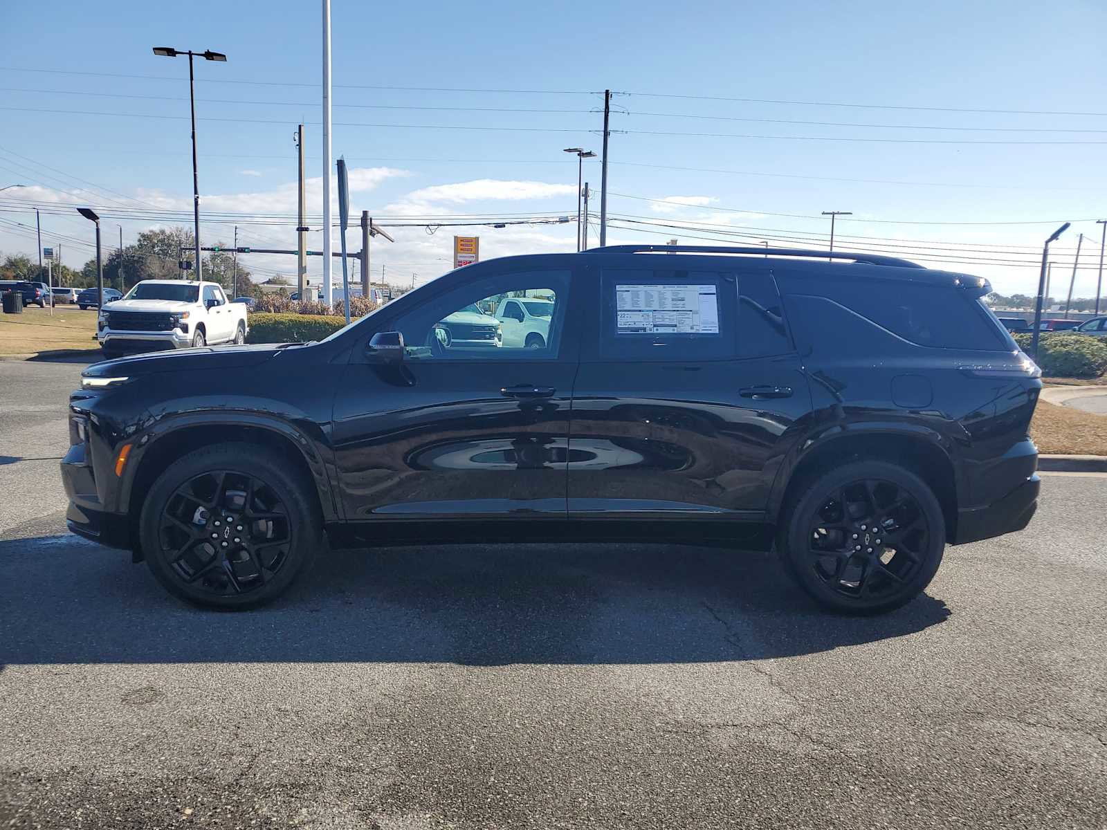 New 2026 Chevrolet Traverse RS image 2