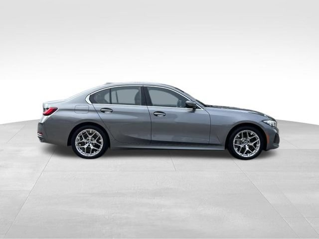 Used 2026 BMW 330i xDrive Sedan w/ Premium Package AWD/4WD image 10