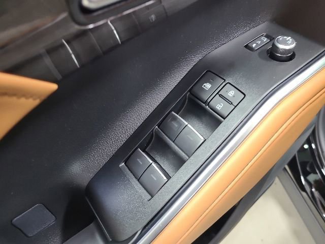 New 2026 Toyota Highlander Platinum AWD/4WD image 23