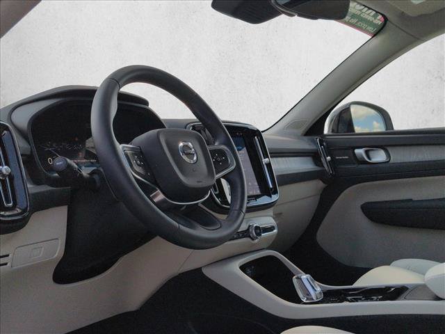 Used 2026 Volvo XC40 B5 Ultra w/ Climate Package AWD/4WD image 10