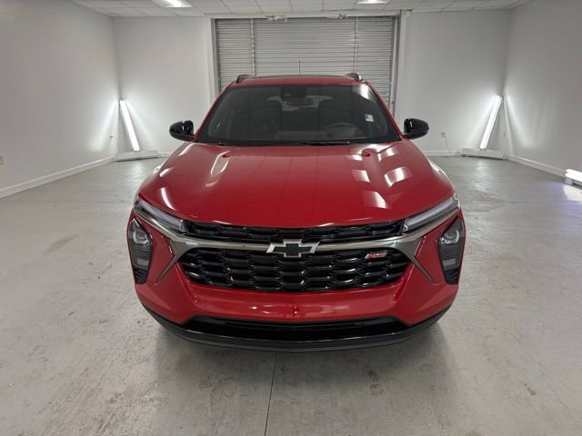 New 2026 Chevrolet Trax RS w/ Sunroof Package image 2