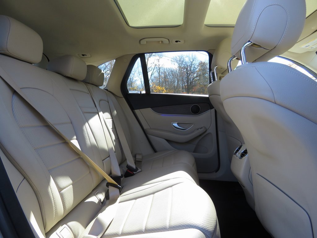 Used 2021 Mercedes-Benz GLC 300 GLC 300 image 17