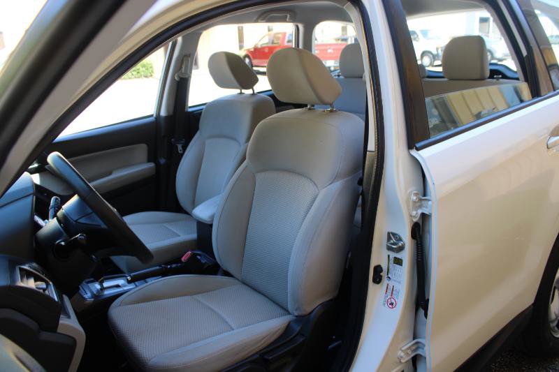 Used 2018 Subaru Forester 2.5i image 12