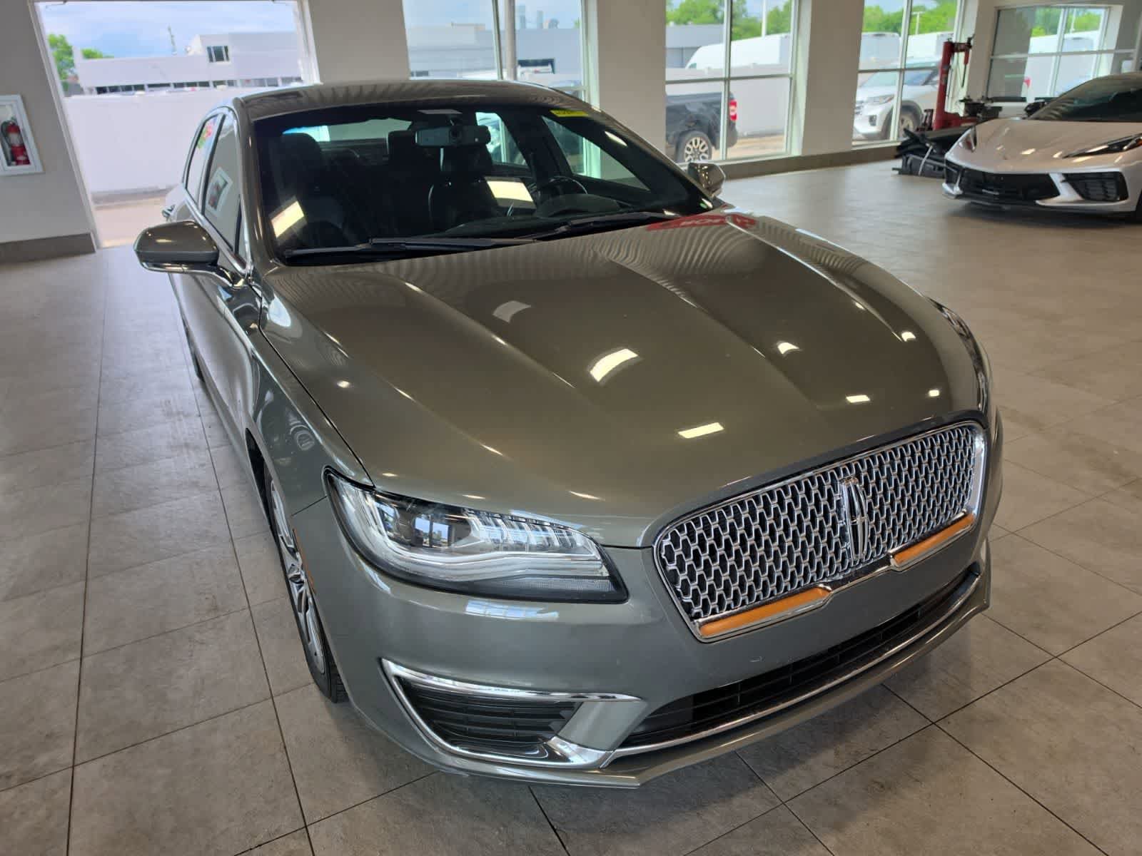 Used 2017 Lincoln MKZ Select AWD/4WD image 4