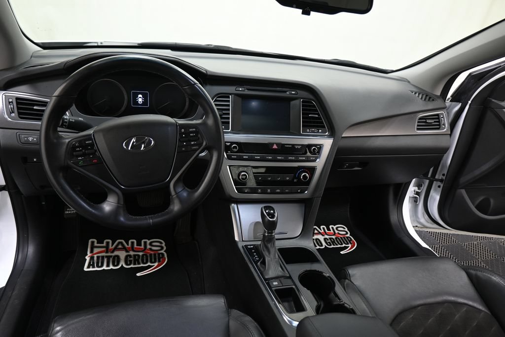 Used 2017 Hyundai Sonata Sport w/ Value Edition Package 02 FWD image 11
