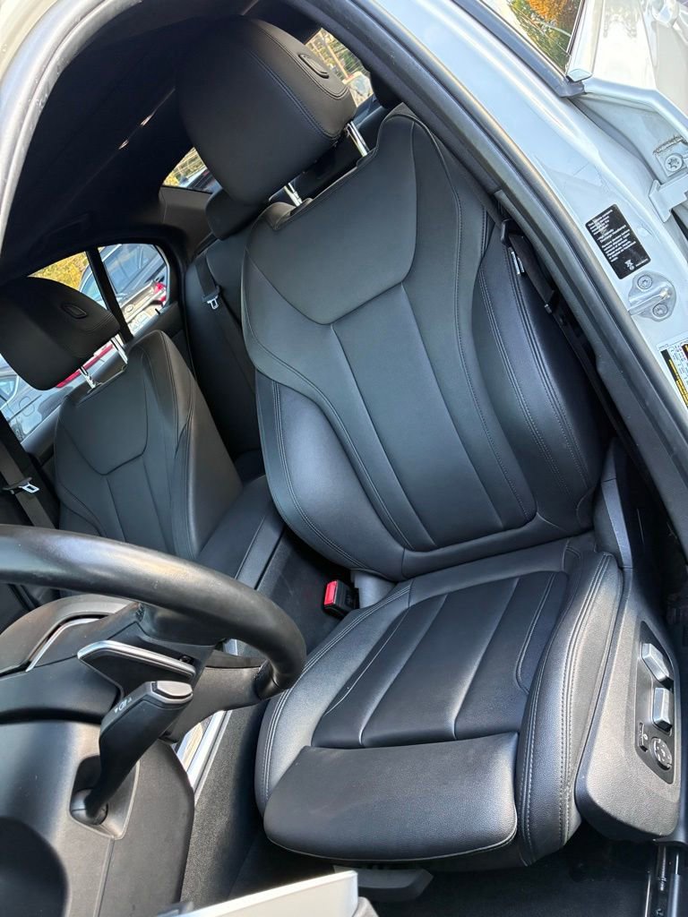 Used 2020 BMW 330i xDrive Sedan w/ Convenience Package AWD/4WD image 18