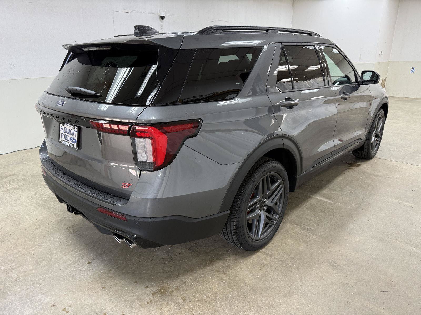 New 2026 Ford Explorer ST AWD/4WD image 7
