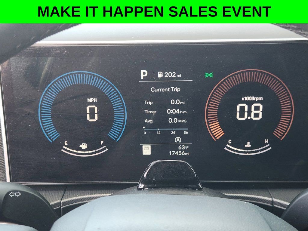 Used 2025 Hyundai Santa Fe SEL FWD image 11