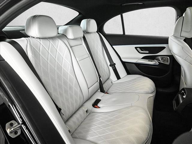 Used 2026 Mercedes-Benz E 450 4MATIC Sedan image 22