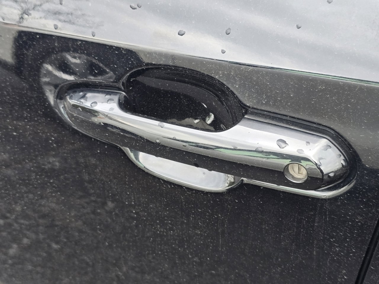 Used 2023 Toyota RAV4 LE image 23
