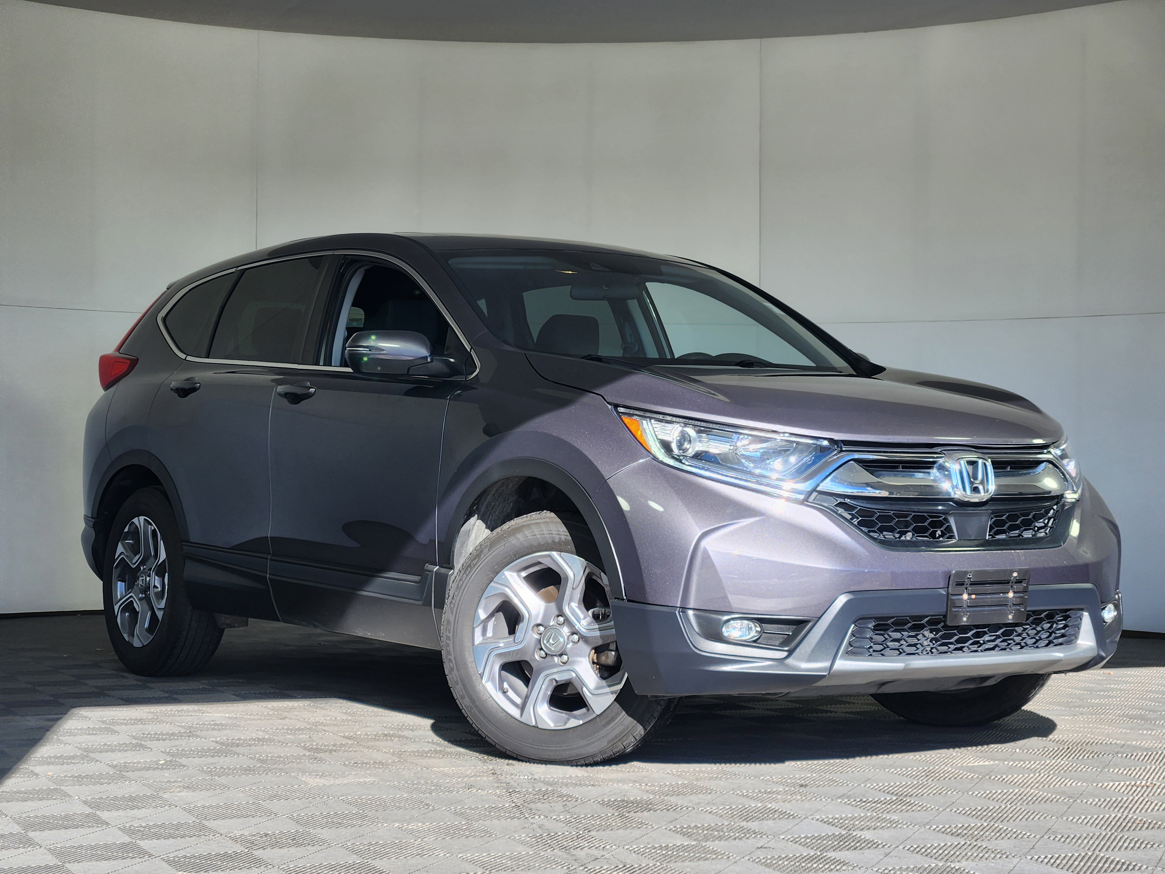 Used 2018 Honda CR-V EX image 1