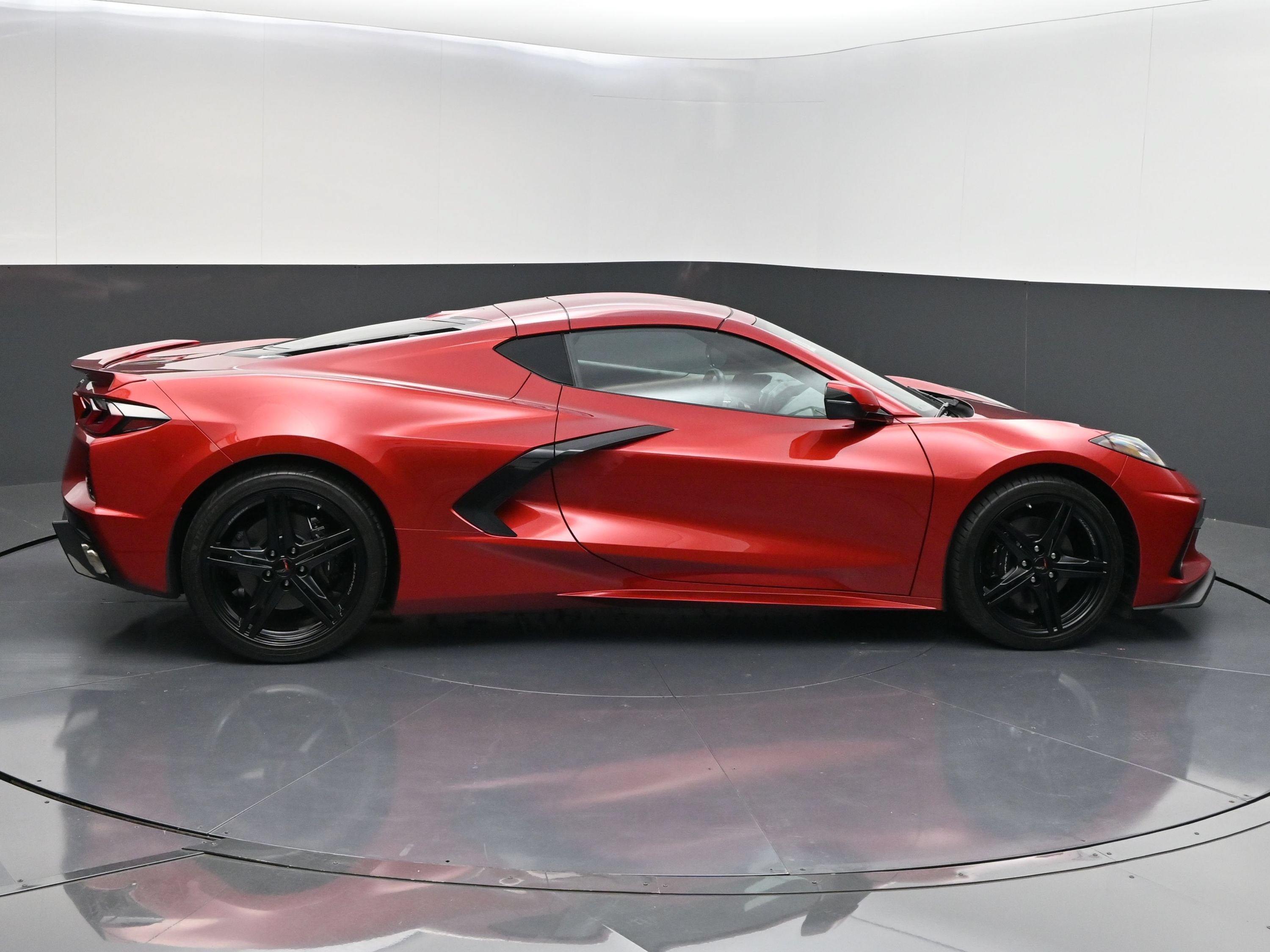 Used 2026 Chevrolet Corvette Stingray Coupe w/ 1LT RWD image 9