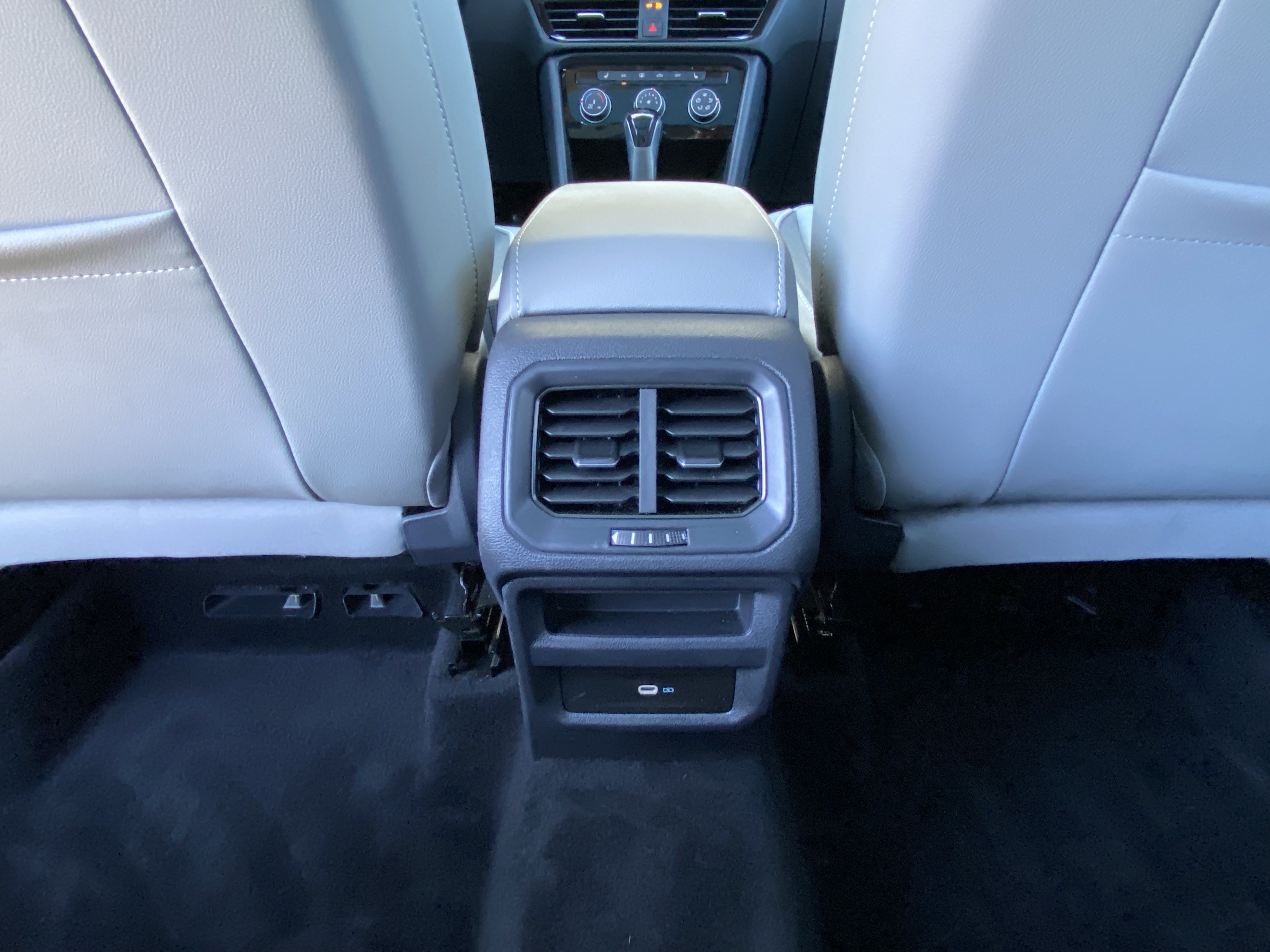 Certified 2023 Volkswagen Taos SE w/ Panoramic Sunroof Package FWD image 37