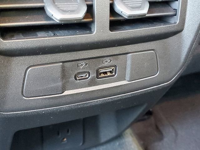 Used 2026 Chevrolet Colorado Z71 w/ Technology Package image 11