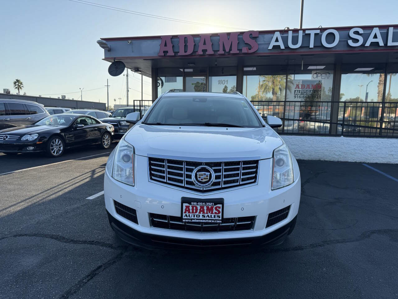 Used 2014 Cadillac SRX Luxury w/ Driver Awareness Package image 8