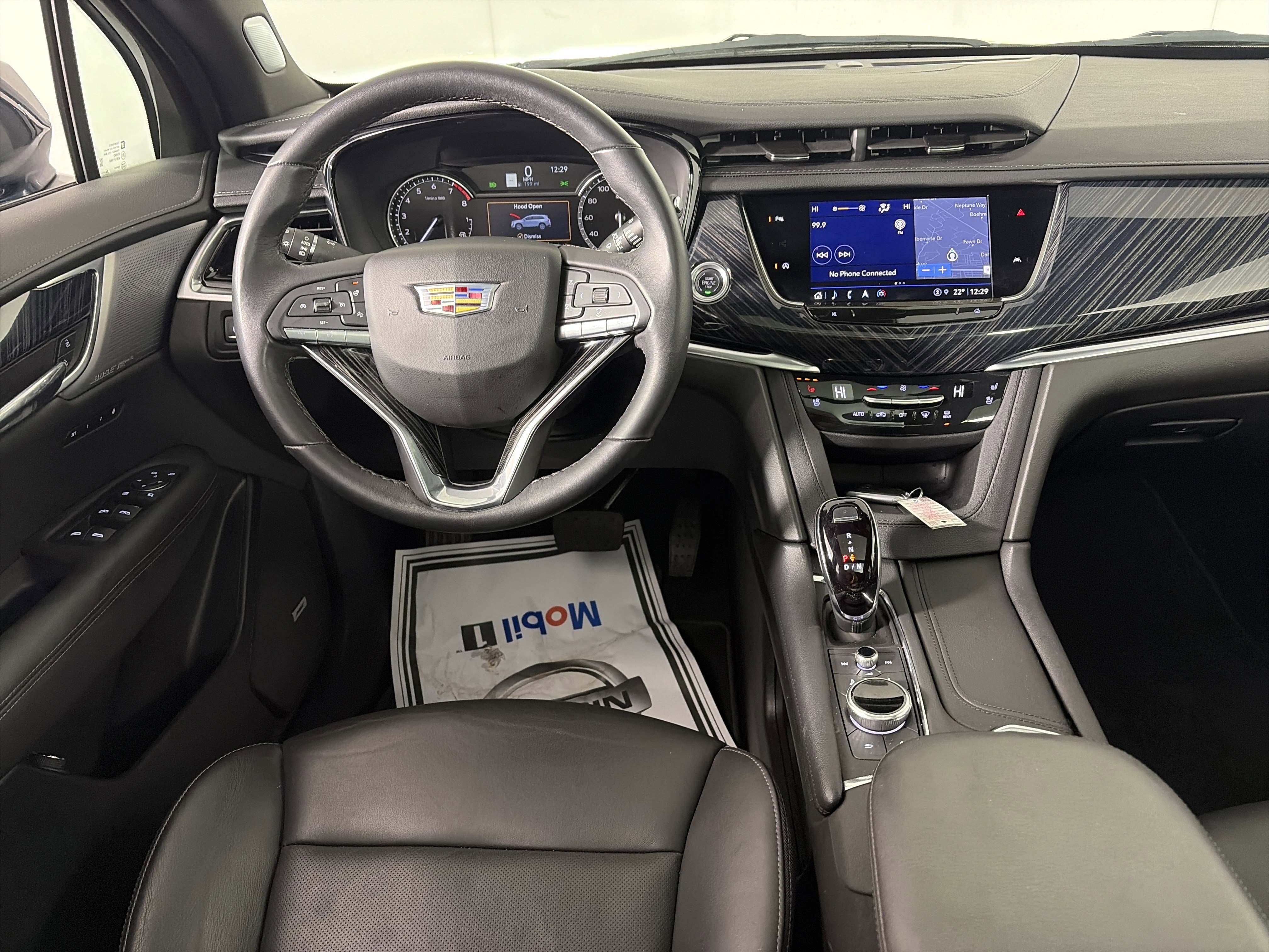 Certified 2025 Cadillac XT6 Premium Luxury image 41