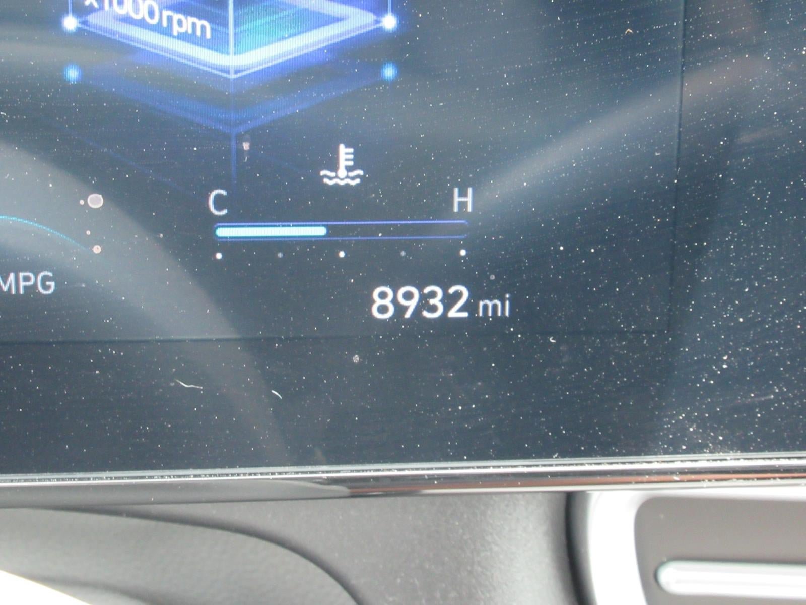 Used 2024 Hyundai Elantra SEL FWD image 28