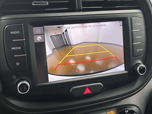 Used 2025 Kia Soul LX w/ LX Technology Package FWD image 33
