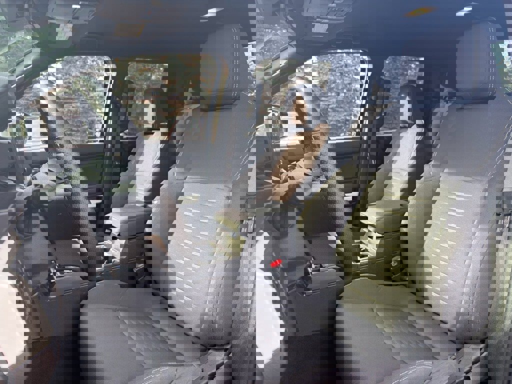 Used 2024 Toyota Tacoma TRD Off-Road image 29