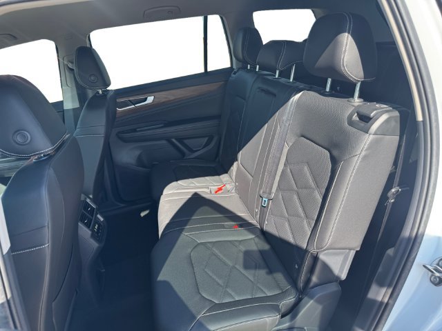 New 2026 Volkswagen Atlas SE FWD image 11