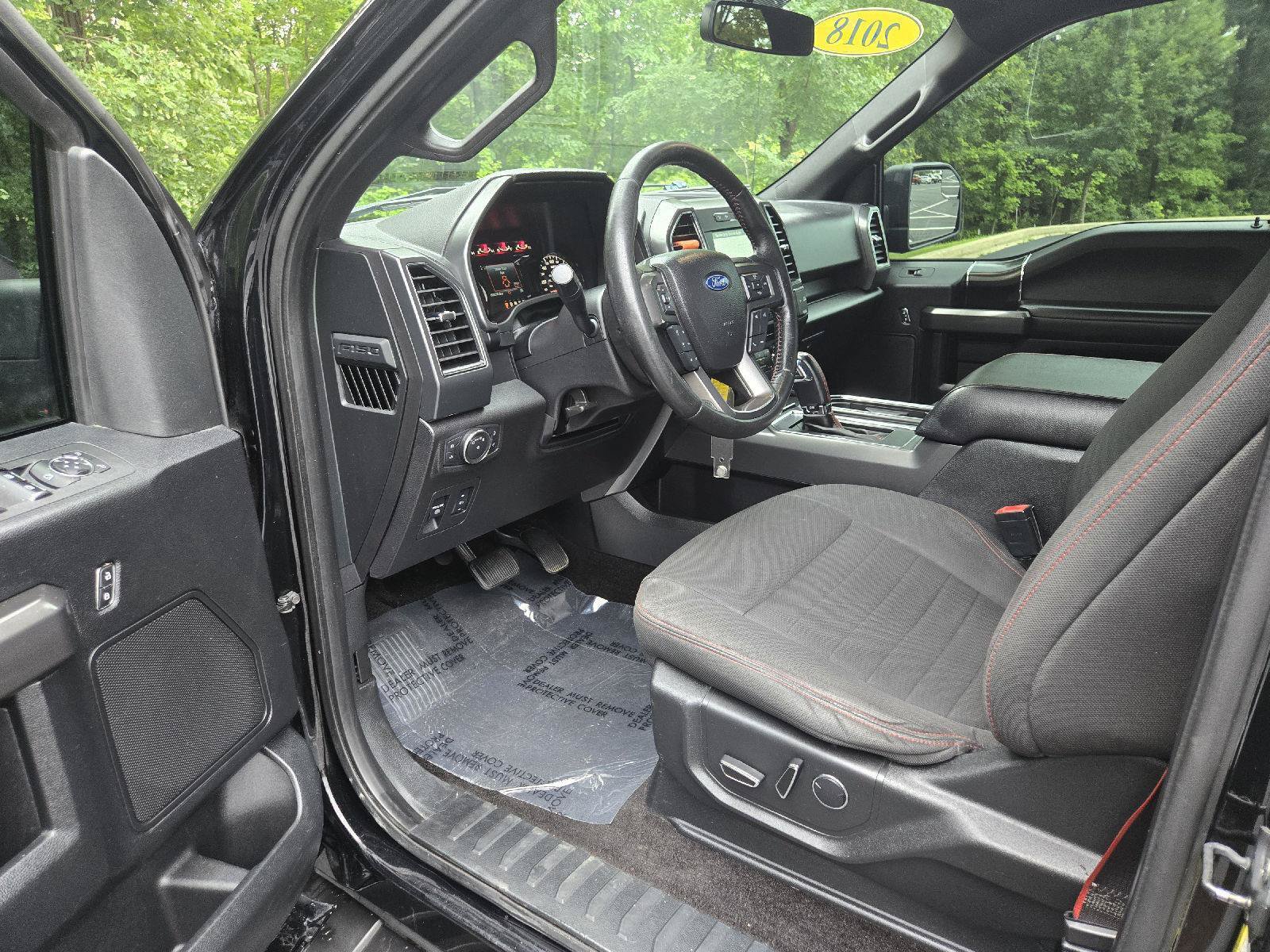 Used 2018 Ford F150 XLT w/ Equipment Group 302A Luxury AWD/4WD image 11
