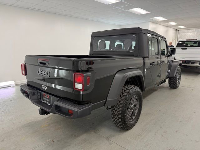 New 2026 Jeep Gladiator Sport AWD/4WD image 5
