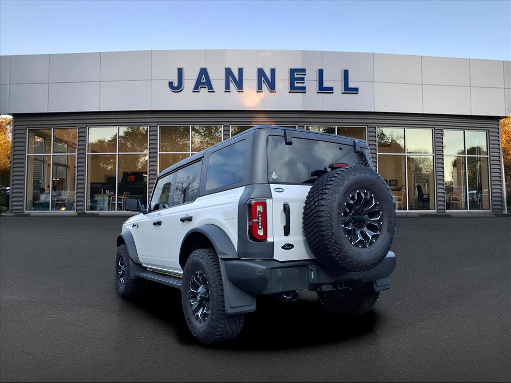 Used 2023 Ford Bronco Wildtrak image 8