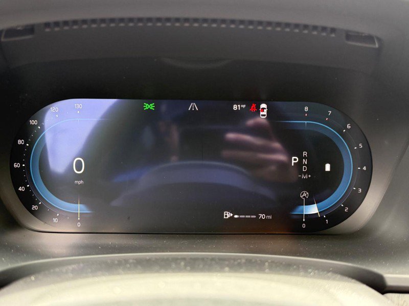 New 2025 Volvo V90 B6 Cross Country Plus w/ Protection Package Premier image 14