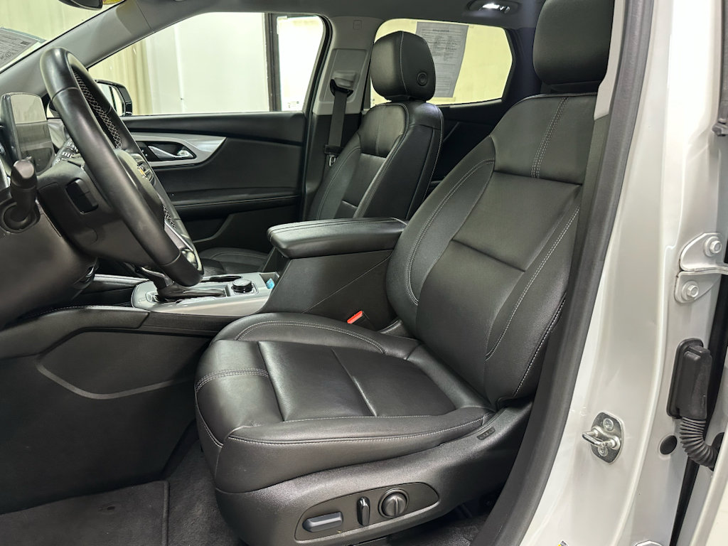 Certified 2023 Chevrolet Blazer LT w/ Midnight/Sport Edition AWD/4WD image 25