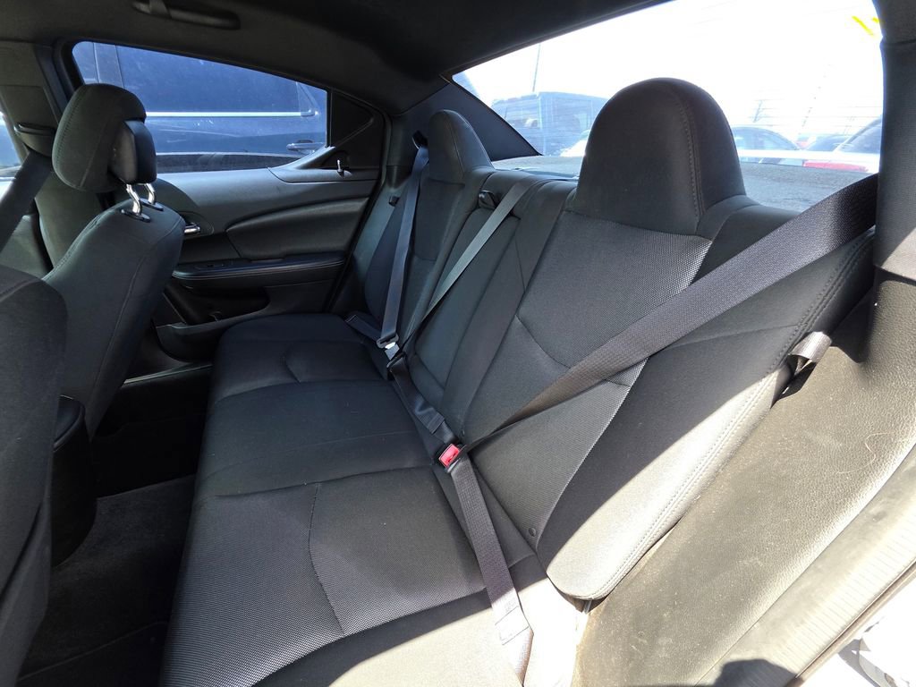 Used 2014 Dodge Avenger SE w/ Rallye Appearance Group FWD image 8