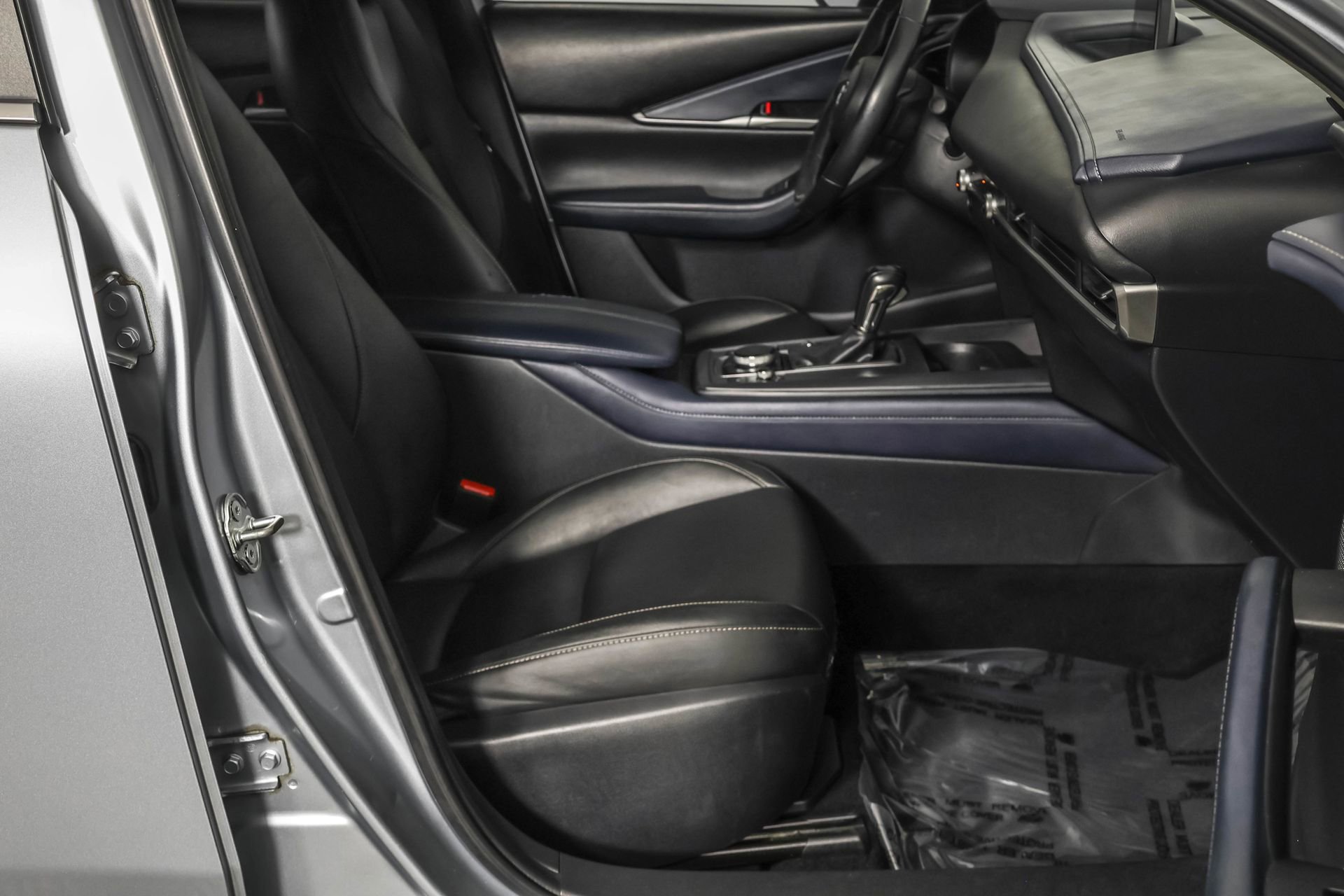 Used 2020 MAZDA CX-30 AWD w/ Select Package image 43