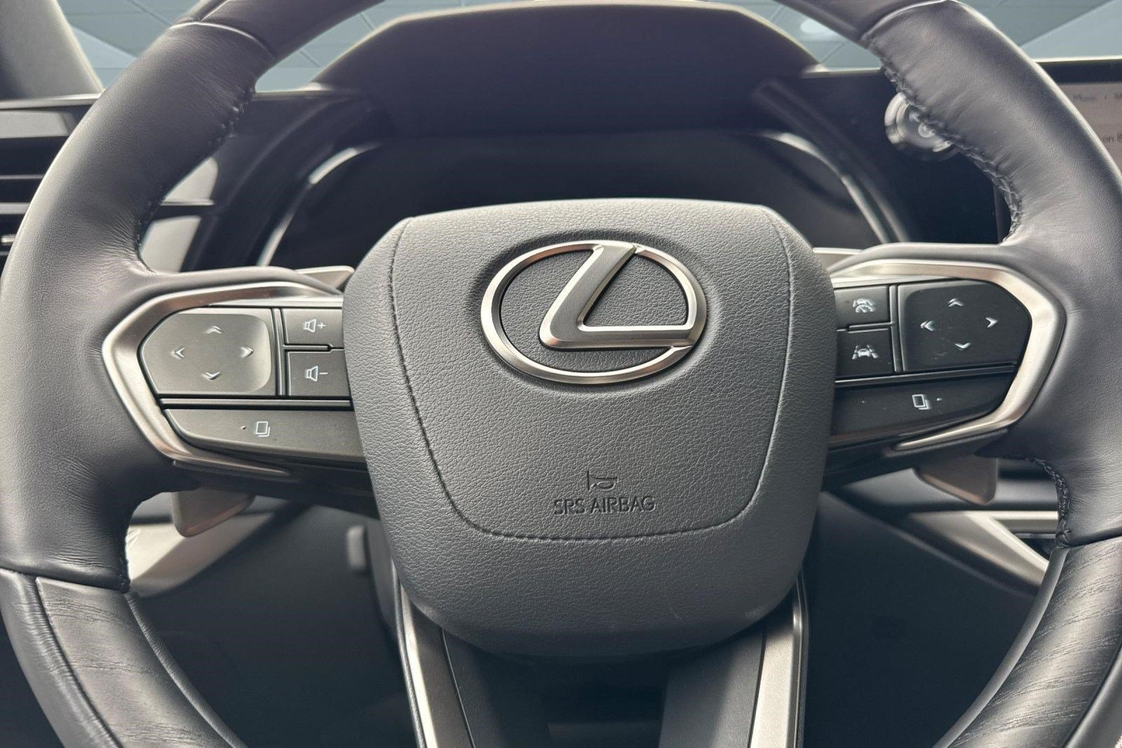 Certified 2024 Lexus RX 450h AWD w/ Convenience Package image 11