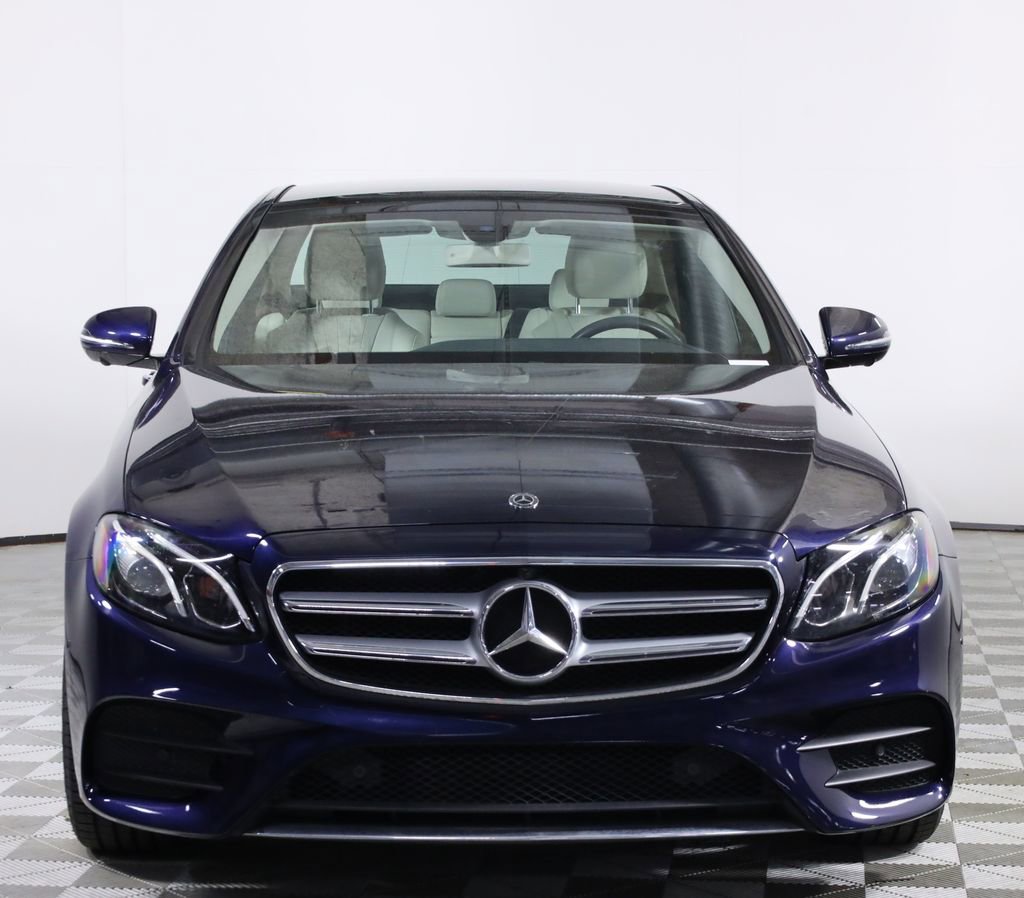 Used 2020 Mercedes-Benz E 350 4MATIC Sedan image 2