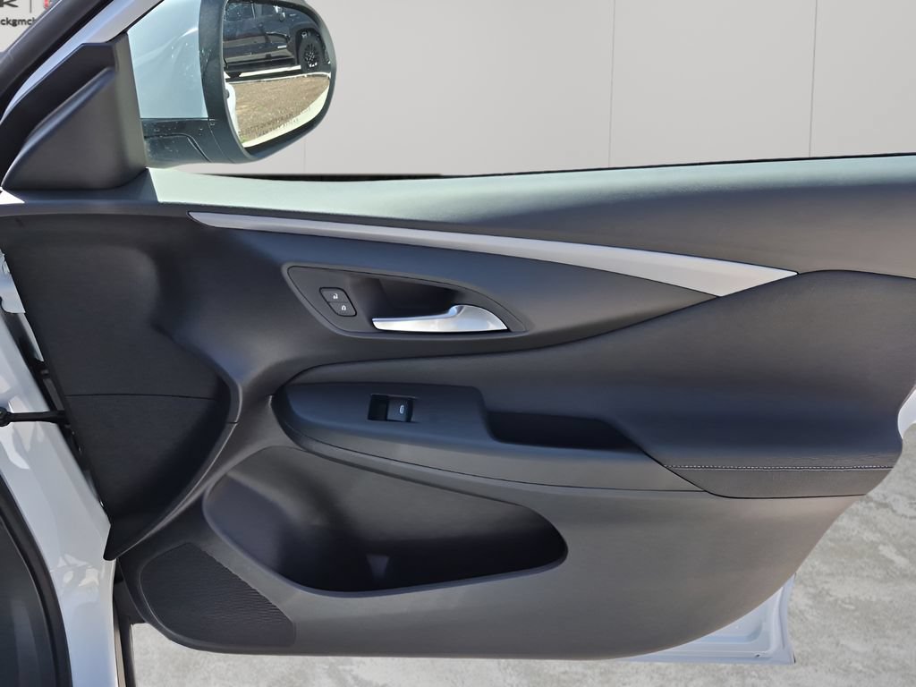 New 2026 Buick Envista Sport Touring w/ Convenience I Package FWD image 15