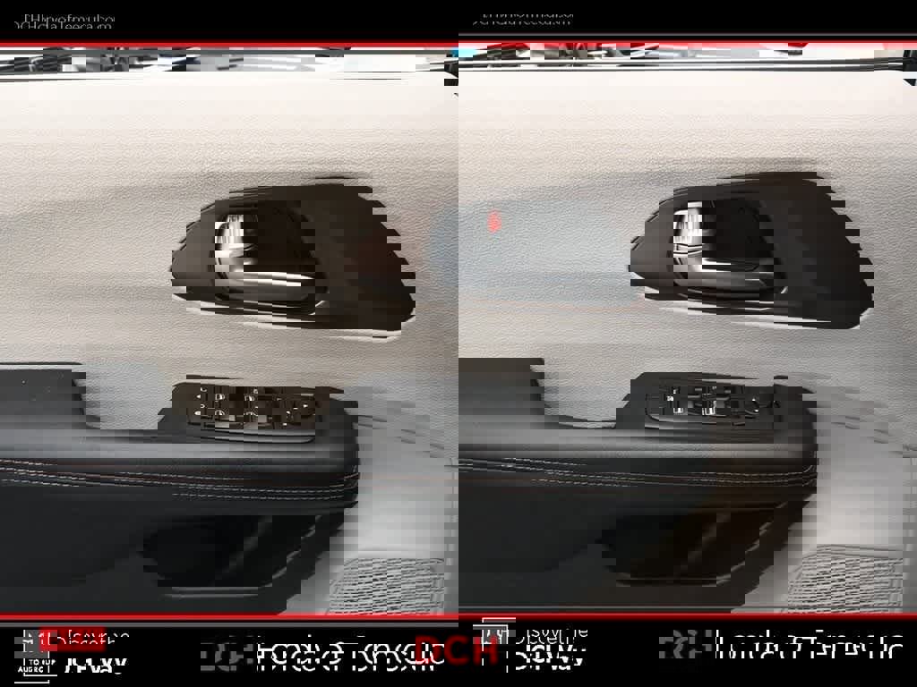 Used 2018 Chrysler Pacifica Touring-L image 15