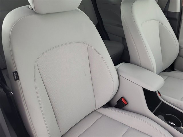 Certified 2025 Hyundai Kona SEL image 25