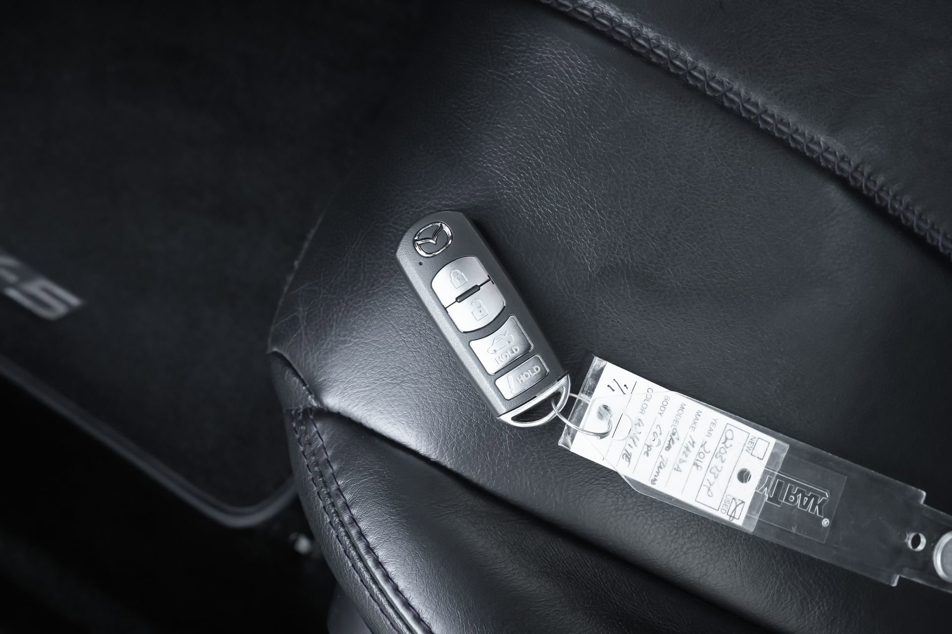 Used 2018 MAZDA MX-5 Miata RF Grand Touring image 41