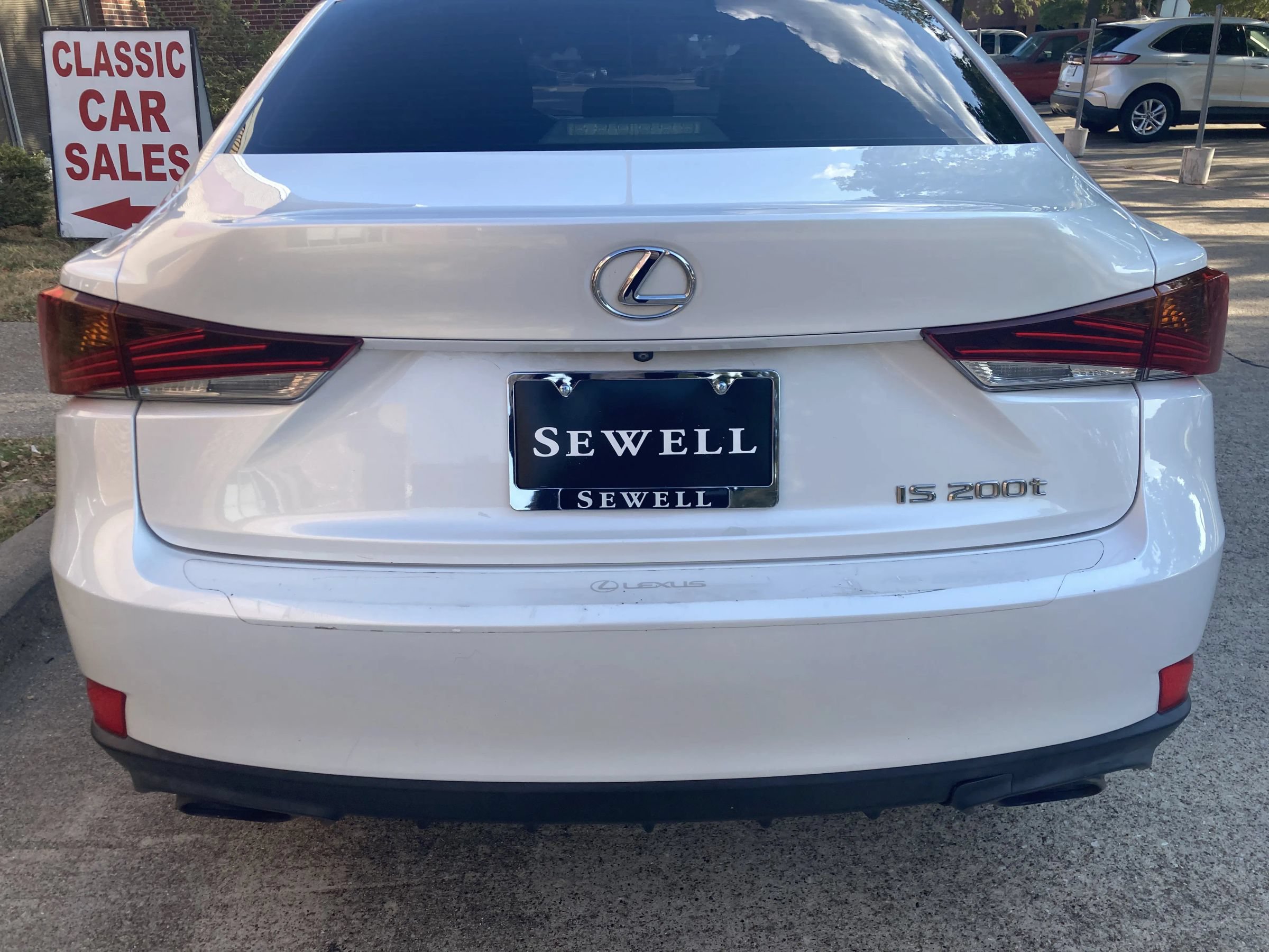 Used 2017 Lexus IS 200t RWD image 24