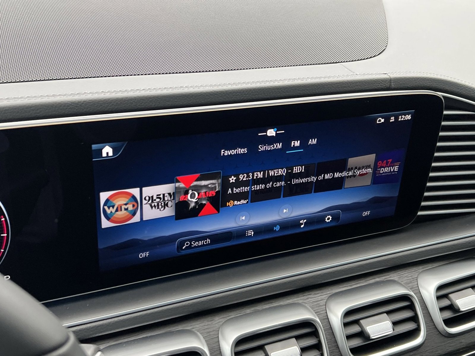 New 2026 Mercedes-Benz GLE 450 4MATIC image 16
