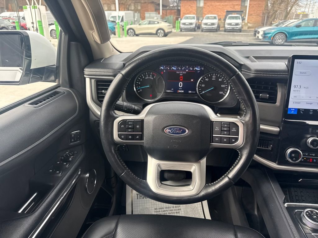 Used 2024 Ford Expedition Max XLT AWD/4WD image 24
