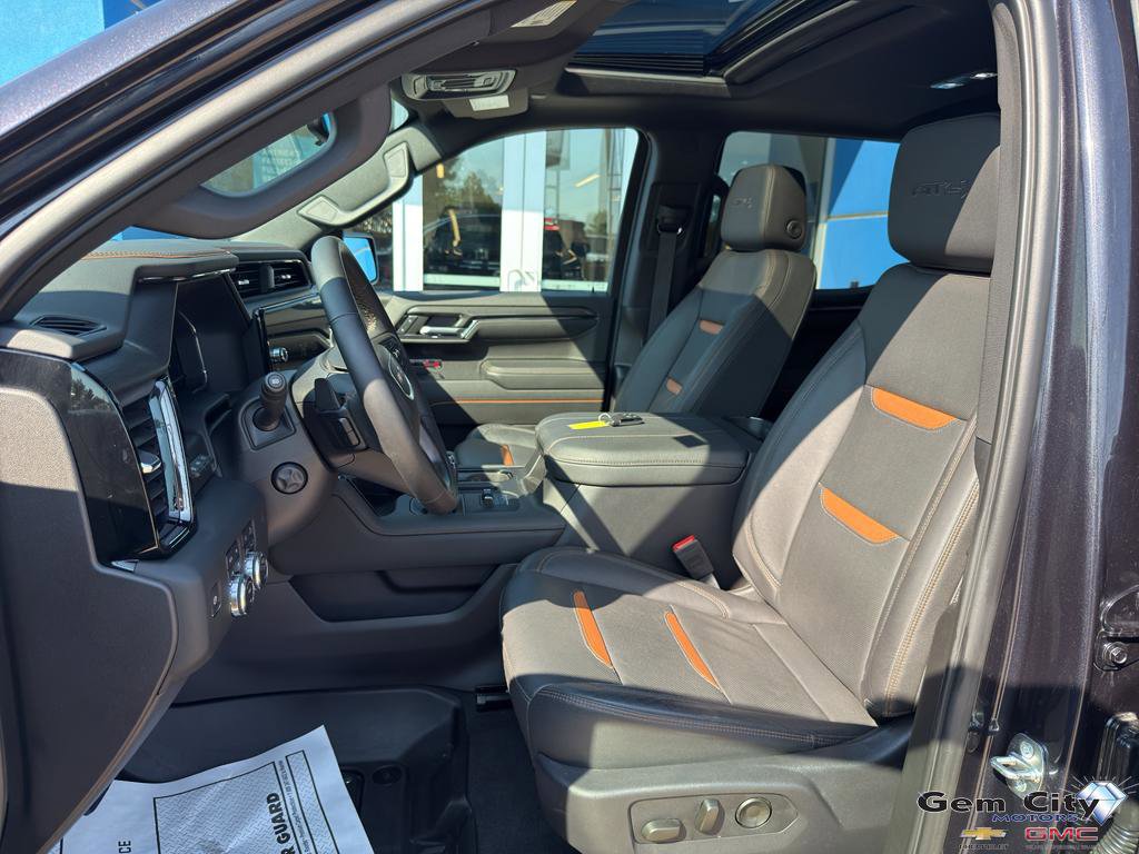 Used 2024 GMC Sierra 1500 AT4 w/ Technology Package image 15