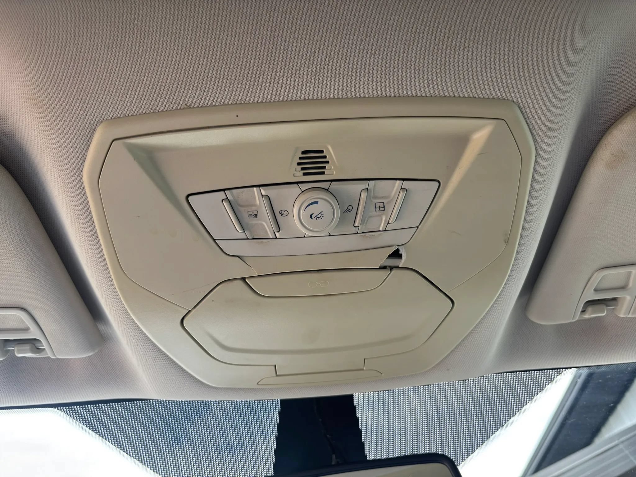 Used 2013 Ford Escape Titanium w/ Parking Technology Pkg FWD image 25