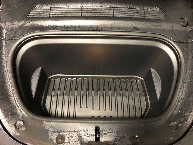 Used 2024 Tesla Model Y Performance image 32