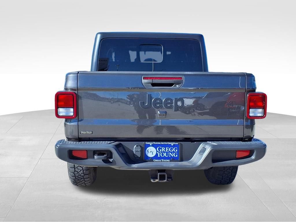 Used 2021 Jeep Gladiator Sport image 5