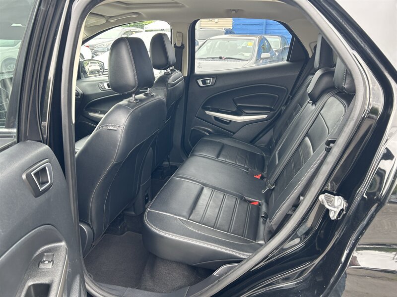Used 2020 Ford EcoSport Titanium AWD/4WD image 11