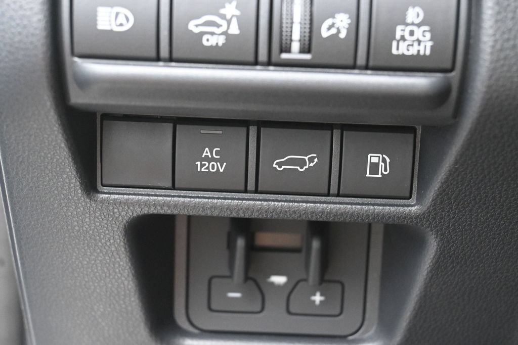 Certified 2027 Toyota Land Cruiser AWD/4WD image 15
