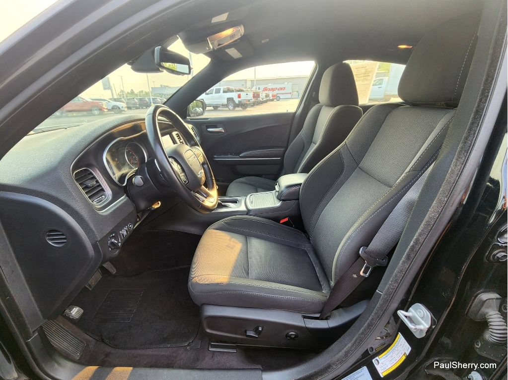 Used 2017 Dodge Charger SXT w/ Rallye Group AWD/4WD image 24