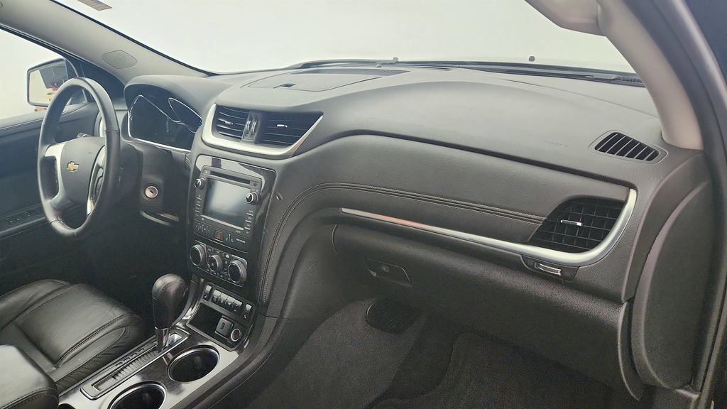 Used 2017 Chevrolet Traverse Premier FWD image 55
