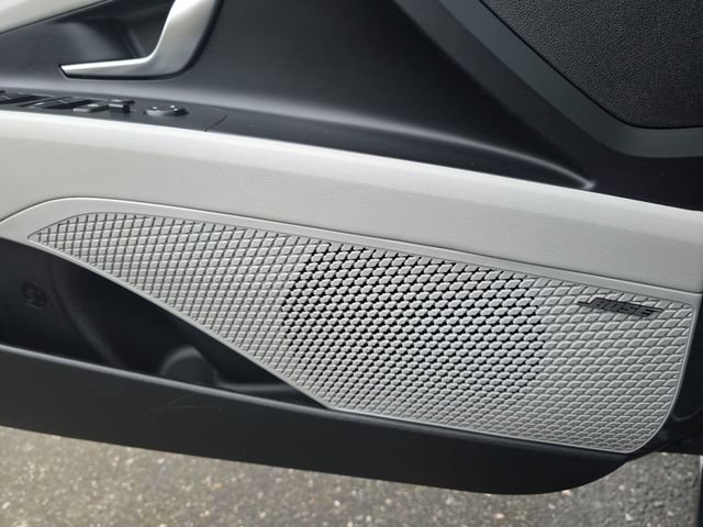 Certified 2024 Hyundai Elantra Limited image 39